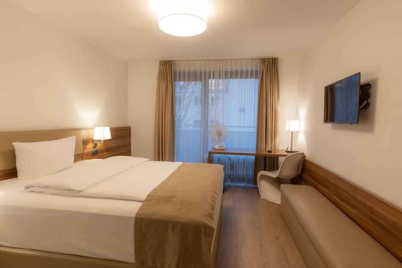 Downtown VI Vadi Hotel Мюнхен Экстерьер фото