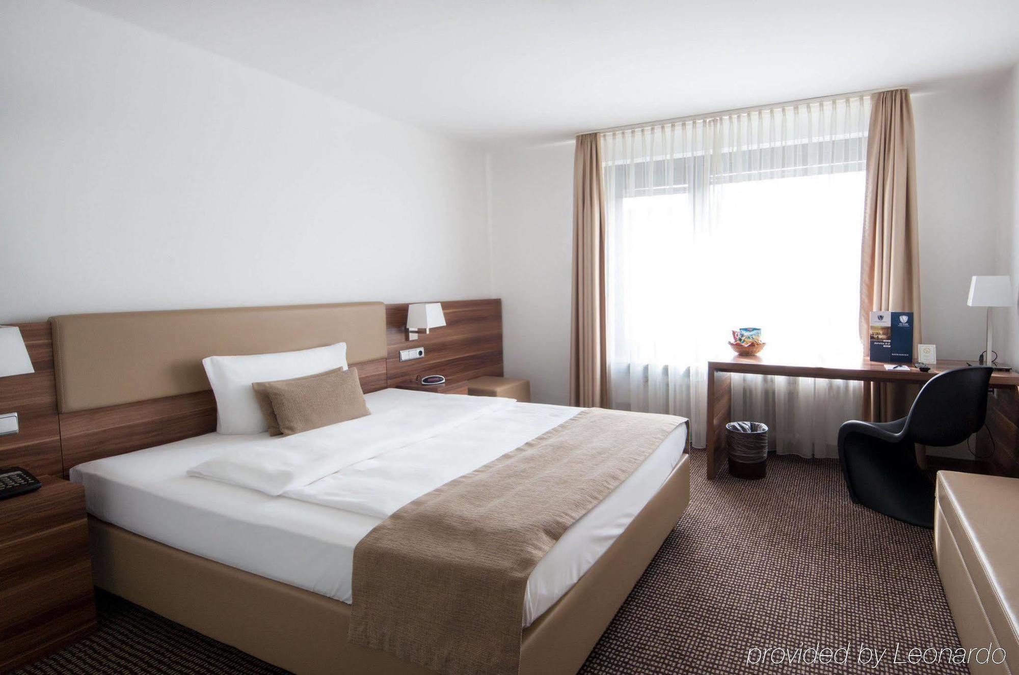 Downtown VI Vadi Hotel Мюнхен Экстерьер фото