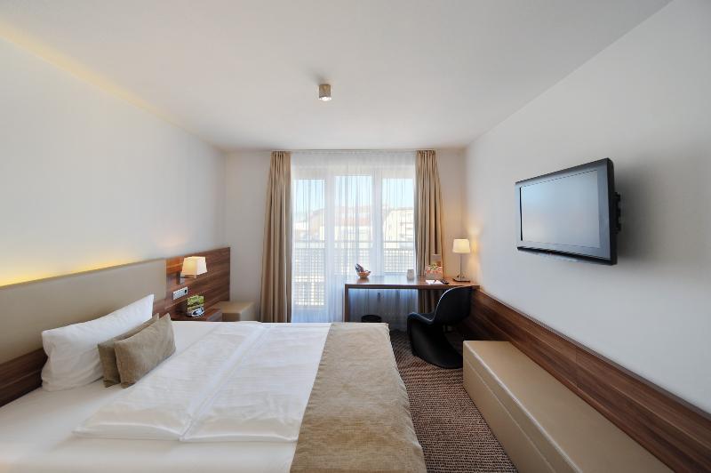 Downtown VI Vadi Hotel Мюнхен Экстерьер фото